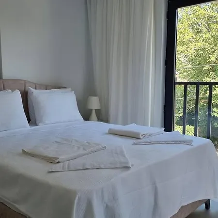 Villa Lifeport *
